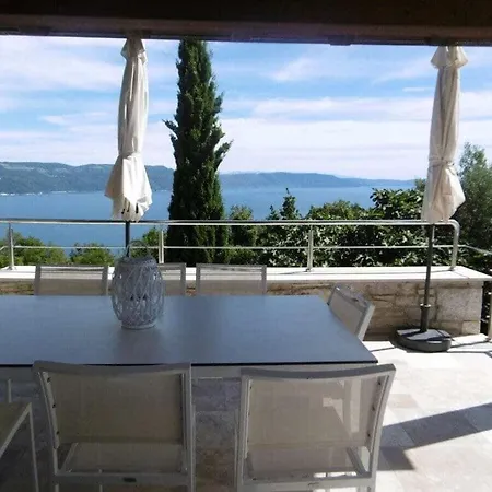 Villa Calma Bis 8 Personen Ripenda Kras