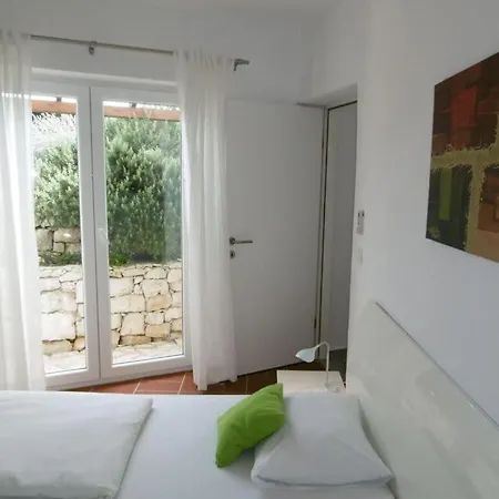Villa Calma Bis 8 Personen Ripenda Kras