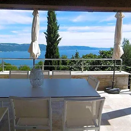 Calma Bis 8 Personen Ripenda Kras