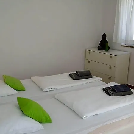 Villa Calma Bis 8 Personen Ripenda Kras